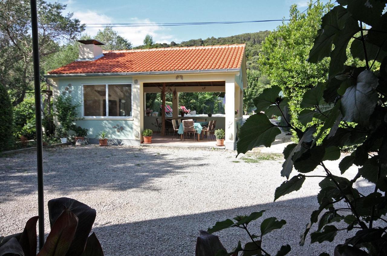 Family Friendly Apartments With A Swimming Pool Supetarska Draga - Donja, Rab - 2019 Exterior foto